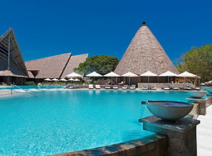 Sheraton New Caledonia Deva Spa & Golf Resort