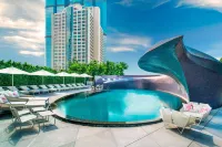 W Bangkok Hotel - Beach