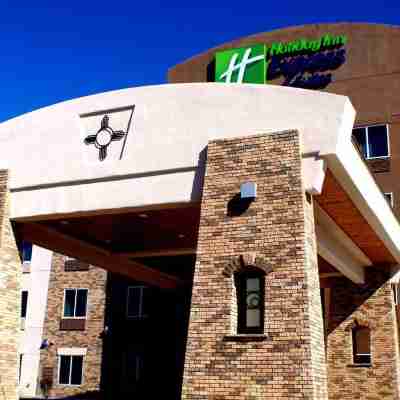Holiday Inn Express & Suites Las Cruces North Hotel Exterior