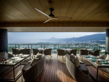 Ana InterContinental Beppu Resort & Spa Отели рядом с достопримечательностью «Oniyama Jigoku»