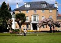 The Kings Arms Hotel Hotels in Winkton