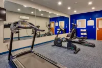 Microtel Inn & Suites by Wyndham Niagara Falls فنادق في Grand Island