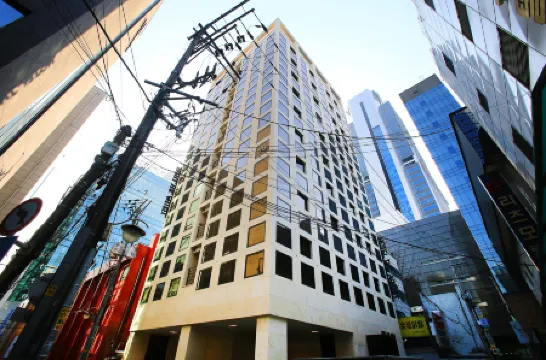 ホテル ジ アーティスト ヨクサム