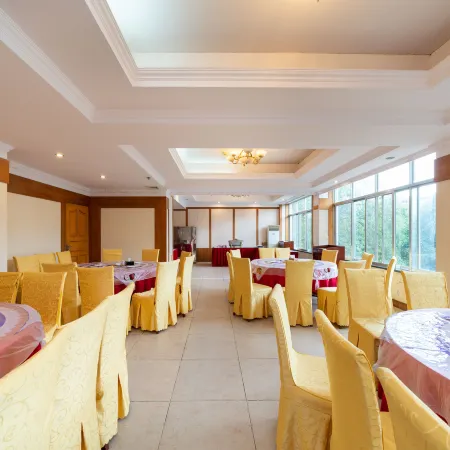 Debao International Hotel