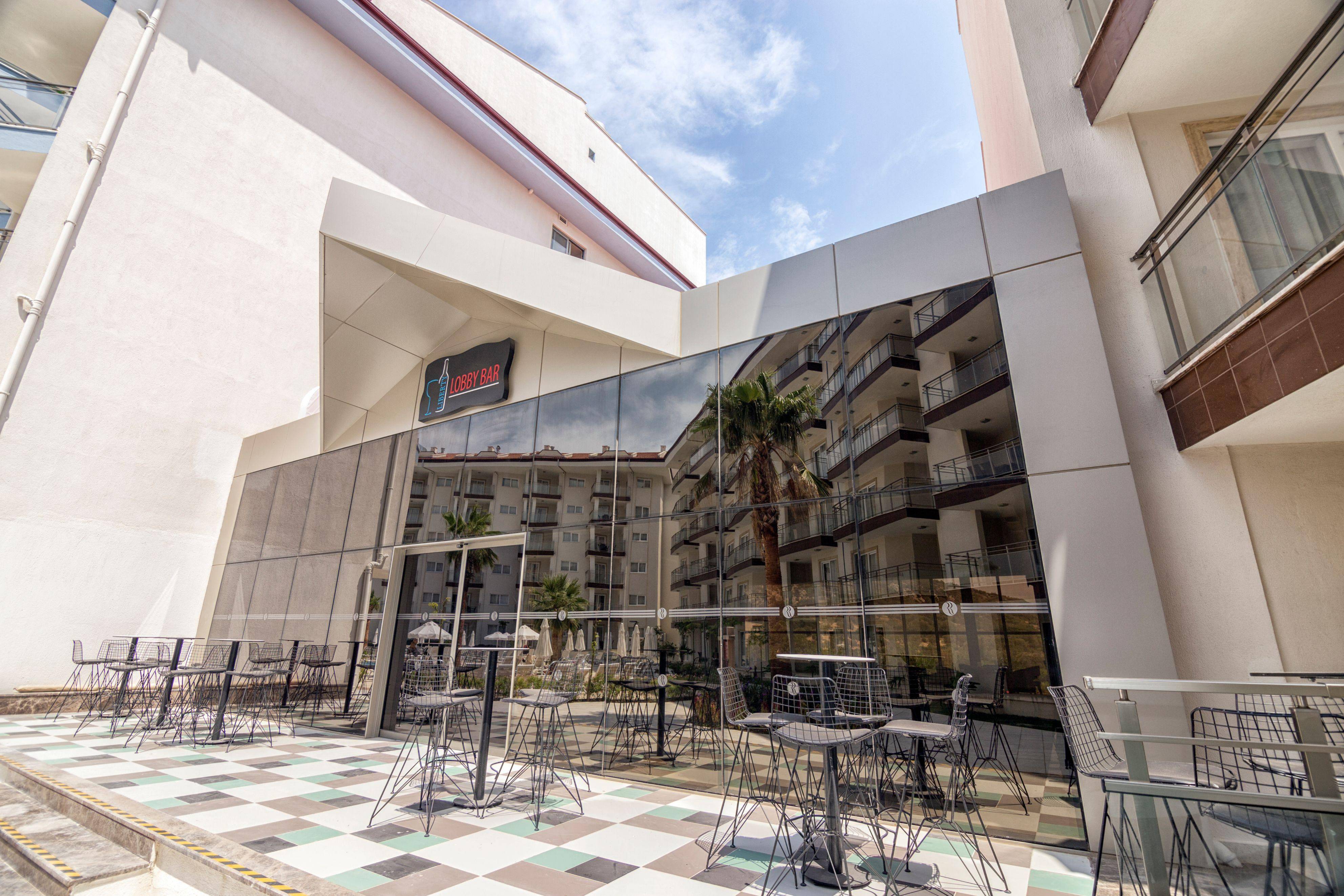 Ramada Hotel & Suites Kusadasi