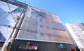 Daegu Dongdaegu Station Rain