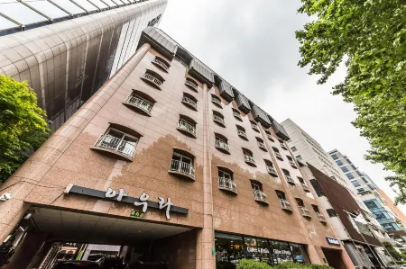 Lavita Hotel