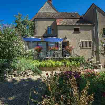 Hostellerie Du Chateau Hotel Exterior