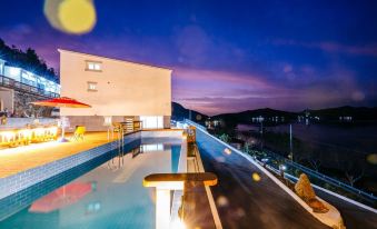 Tongyeong the Hue Pension