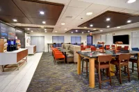 Holiday Inn Express Newport North - Middletown Hotels in Міддлтаун