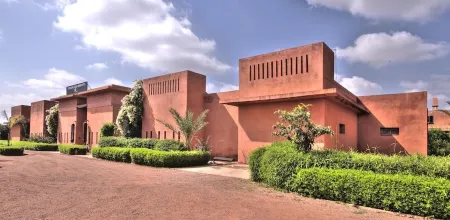 Domaine des Remparts Hotel & Spa