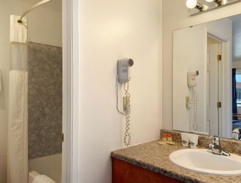 4. 데이즈 인 바이..