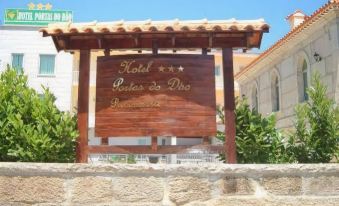 Hotel Portas Do Dao - Housity