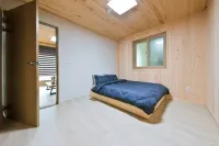 Miryang Kansanae and the People Pension Hotels near Man-Eosa