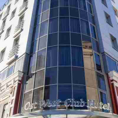Ost West Club Hotel Exterior