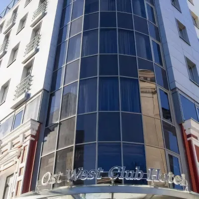 Ost West Club (Ост Вест Клуб) Отели в г. 