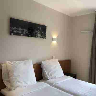 Star of Life Rooms