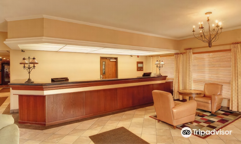 Phoenix Inn Suites - Lake Oswego