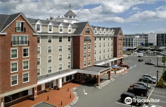 塞勒姆海濱酒店及套房