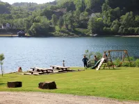 Naudøyna Hotels in Lyngdal