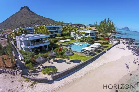 Leora Beach by Horizon Holidays