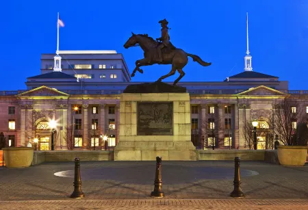 Sheraton Suites Wilmington Downtown Отели в г. Уилмингтон