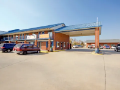 บลูเจย์ อินน์แอนด์สวีทส์ โรงแรมในSallisaw