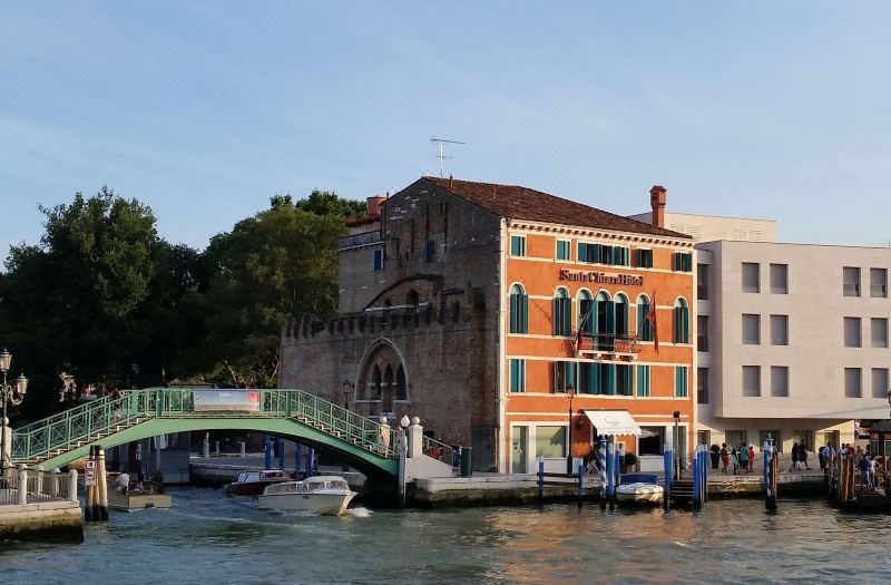 Hotel Santa Chiara