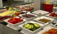 Thon Hotel Baronen - 조식 운영