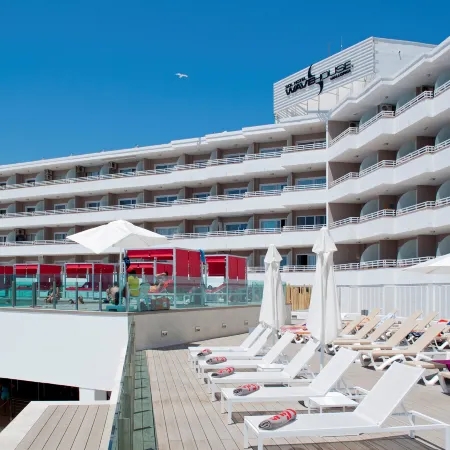 Innside by Meliá Wave Calviá
