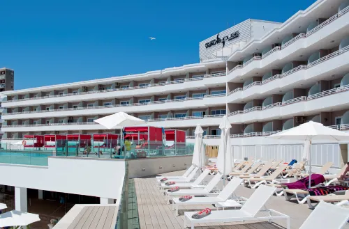 Innside by Meliá Wave Calviá