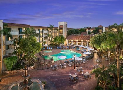 Embassy Suites by Hilton Scottsdale Resort