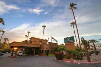 GreenTree Inn & Suites Phoenix Sky Harbor Hotels in South Mountain