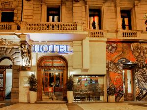 La Fresque Hotel