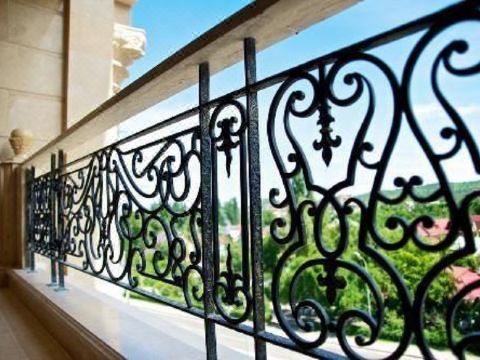 로얄 튤립 알마티 호텔