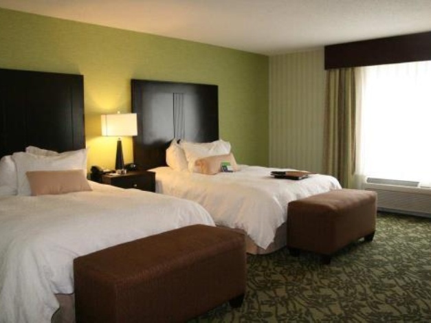 Hampton Inn Detroit Roseville