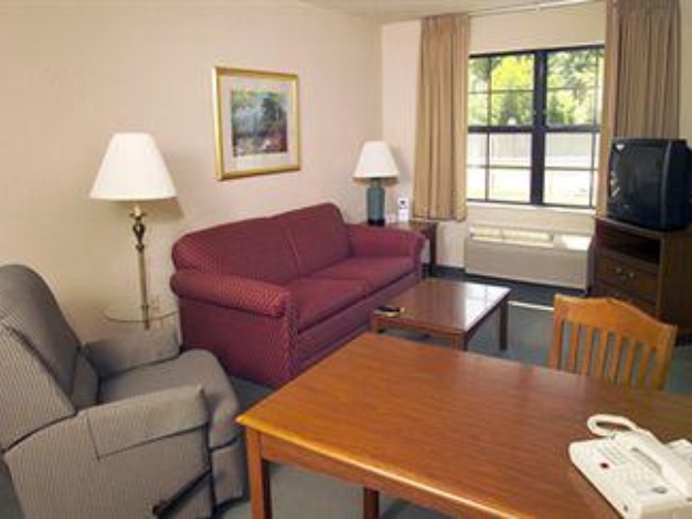 Extended Stay America Suites - Newport News - I-64 - Jefferson Avenue