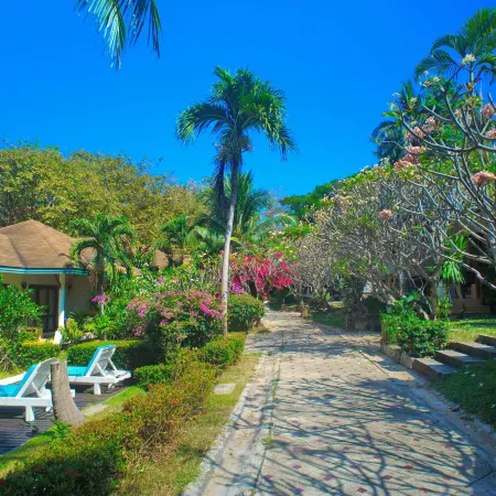 The Bay Samui Отели рядом с достопримечательностью «Большая статуя Будды»