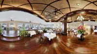 Sandals Royal Caribbean All Inclusive Resort & Private Island - Couples Only
