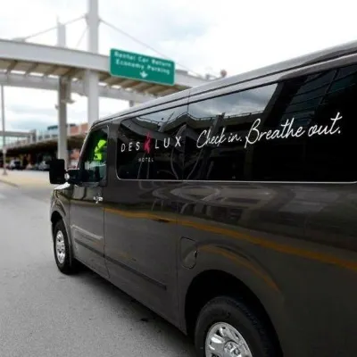 Des Lux Hotel Hotels near State Historical Building