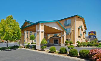 Best Western Plus Rama Inn  Suites