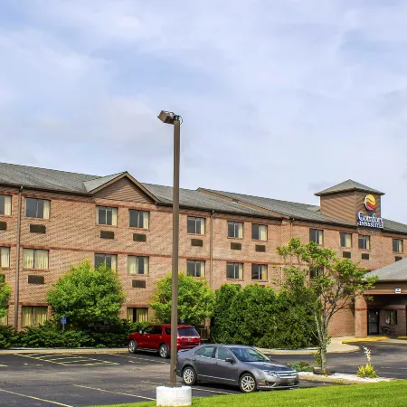 Comfort Inn & Suites Streetsboro - Kent