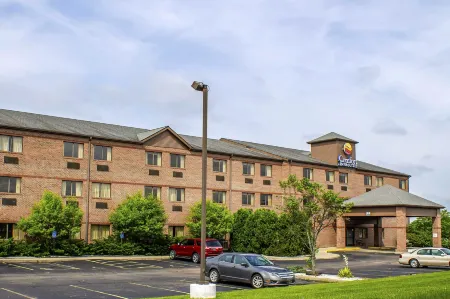 Comfort Inn & Suites Streetsboro - Kent