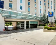 Comfort Inn & Suites Presidential Hotel di 