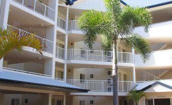 Golden Sands Beachfront Resort