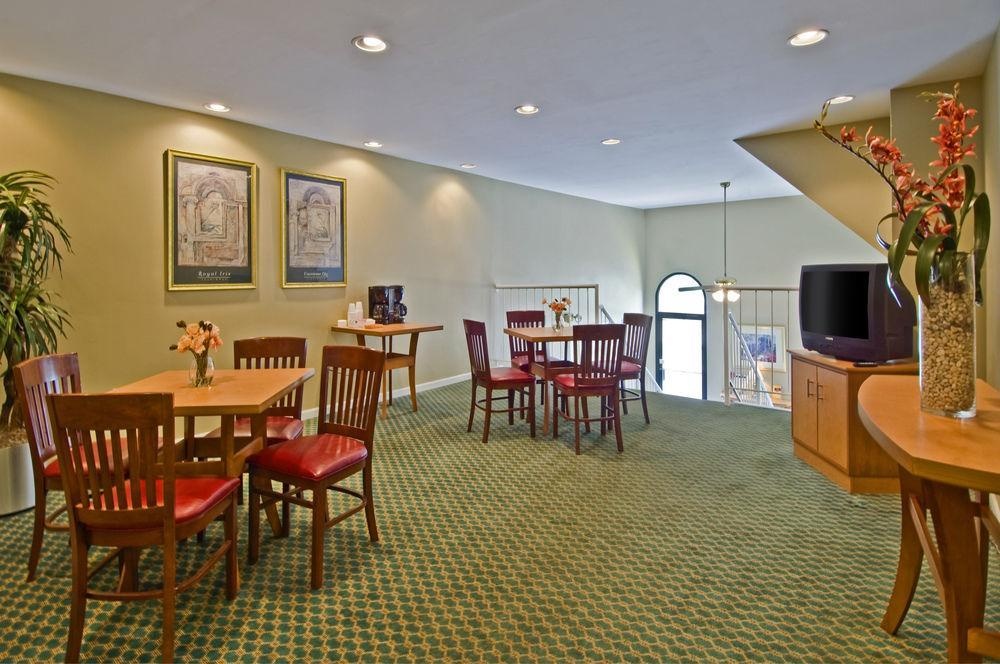 Extended Stay America Suites - Orlando - Orlando Theme Parks - Vineland Rd