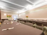 Quality Inn Downtown Inner Harbour - Pet friendly