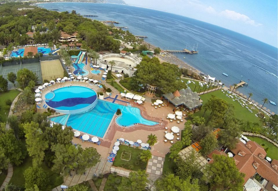 hotel overview picture