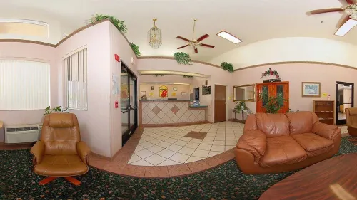 Super 8 by Wyndham Marana/Tucson Area Hotels in Marana