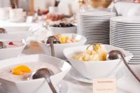 Stadtoase Kolping Hotel - breakfast